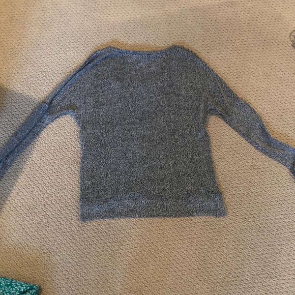 sweater - Picture 2 of 2